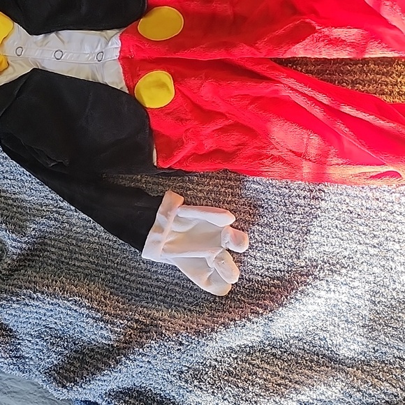 Disney Mickey Mouse toddler costume - Picture 2 of 9